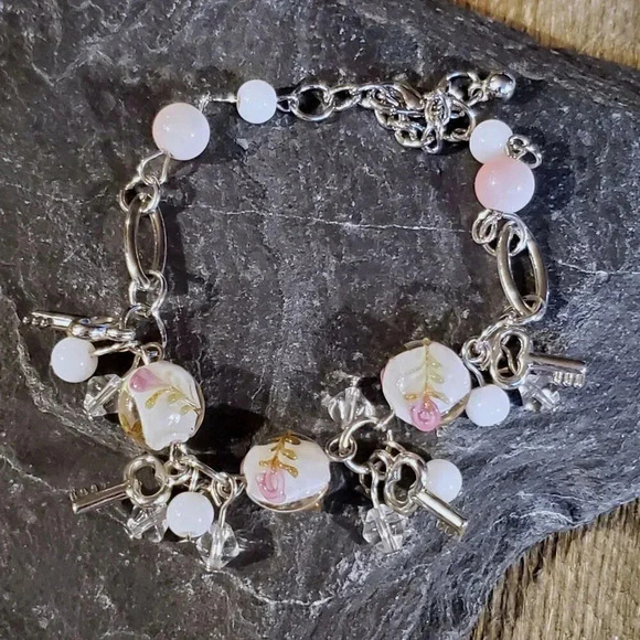 Vintage Murano Glass Beads White Silver Charm Bracelet Style J - Picture 1 of 5